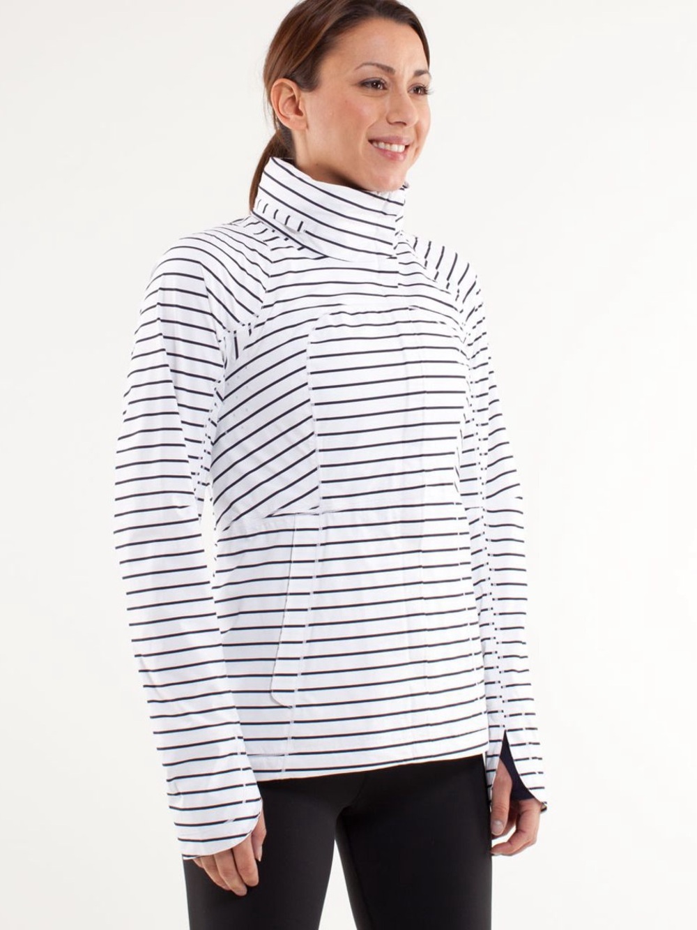 Lululemon Run: In The Rain Jacket
Quiet Stripe White Deep Indigo Size 6